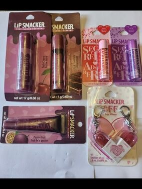 Lip Smacker Lip Balm & Gloss Bundle - Key Chain 6 Piece New